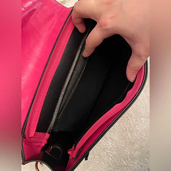 Pink Purse - Picture 11 of 16